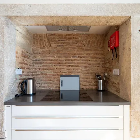 Charming Graca Apartment, Centre, Ttl354 *