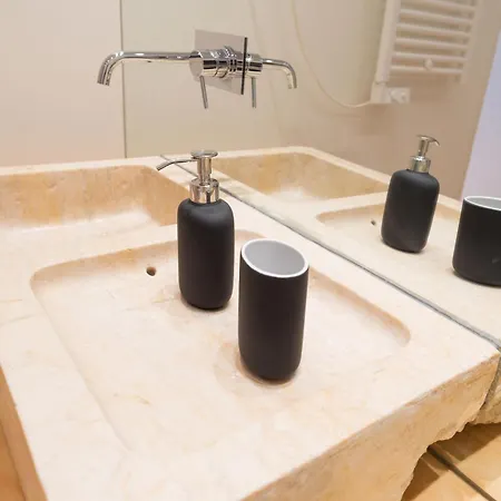 Charming Graca Apartment, Centre, Ttl354 דירה