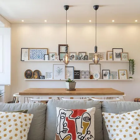 アパート Charming Graca Apartment, Centre, Ttl354